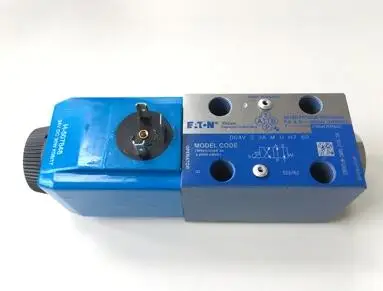 vickers hydraulic valve dg4v 3 2a m u h7 60 solenoid valve magnetic valve dg4v32amuh760 vickers hydraulic valve dg4v 3 2a m u h7 60 solenoid valve magnetic valve dg4v32amuh760